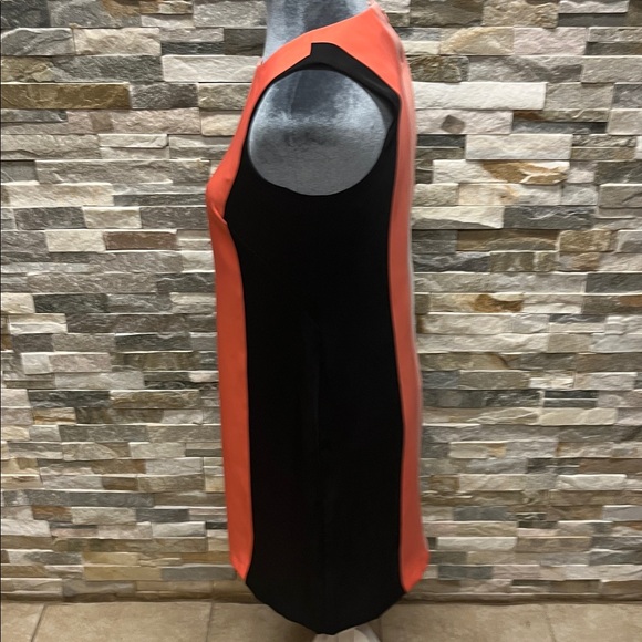 Ann Taylor Vibrant Orange and Cream Top - Picture 6 of 9